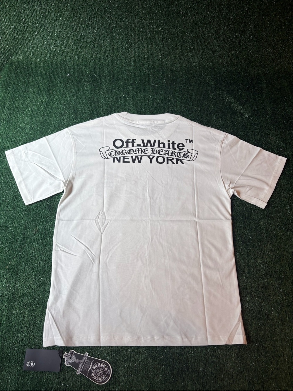 Chrome Hearts White Short-Sleeve Cross Graphic T-Shirt - Picture 3 of 9